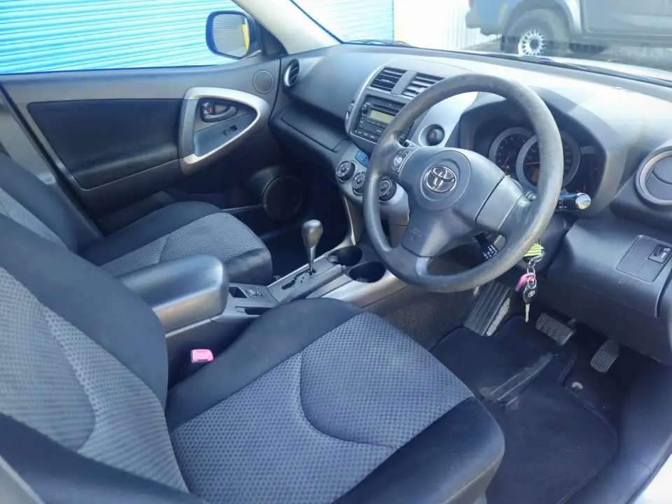 19-06-2026-2007-toyota-rav-4cv-automatic-wagon-010.webp