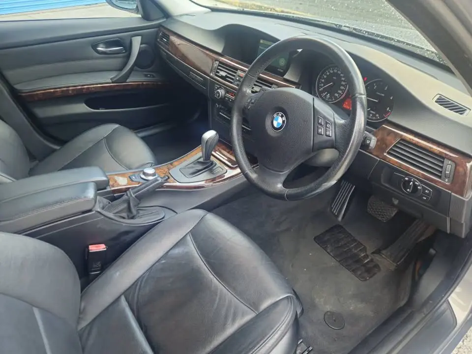 2008-bmw-320d-automatic-e90-executive-010.webp