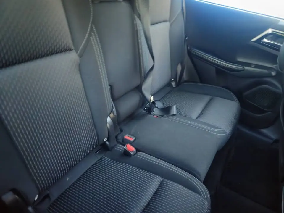 23-06-2026-mitsubishi-outlander-7seater-012.webp