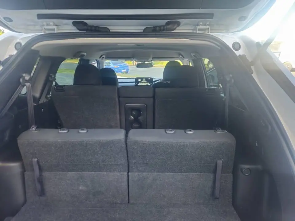23-06-2026-mitsubishi-outlander-7seater-014.webp